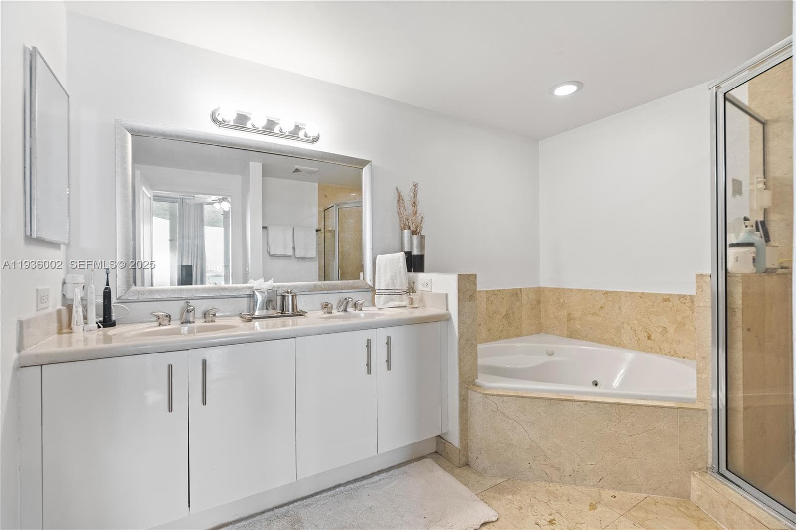360 CONDO · #212 in North Bay Village - Photo 31