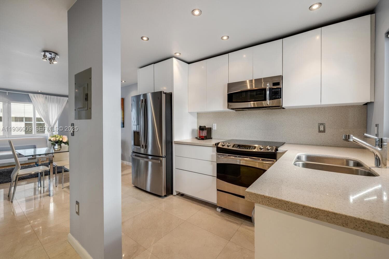 East Atlantic Gardens · #409 in Miami Beach - Photo 3