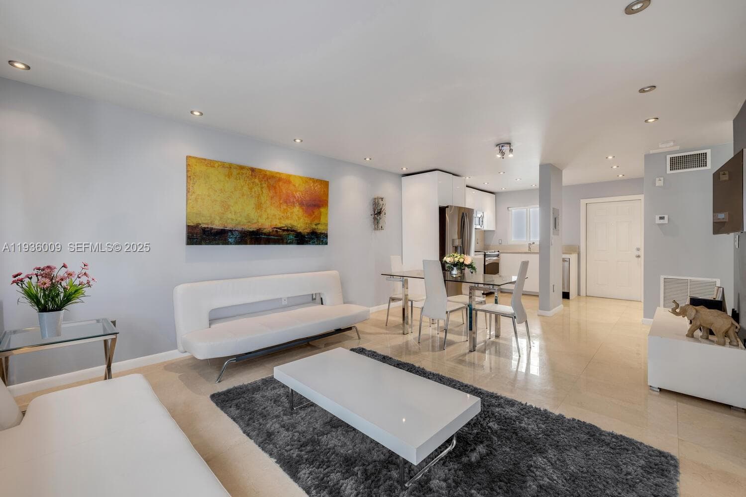 East Atlantic Gardens · #409 in Miami Beach - Photo 5