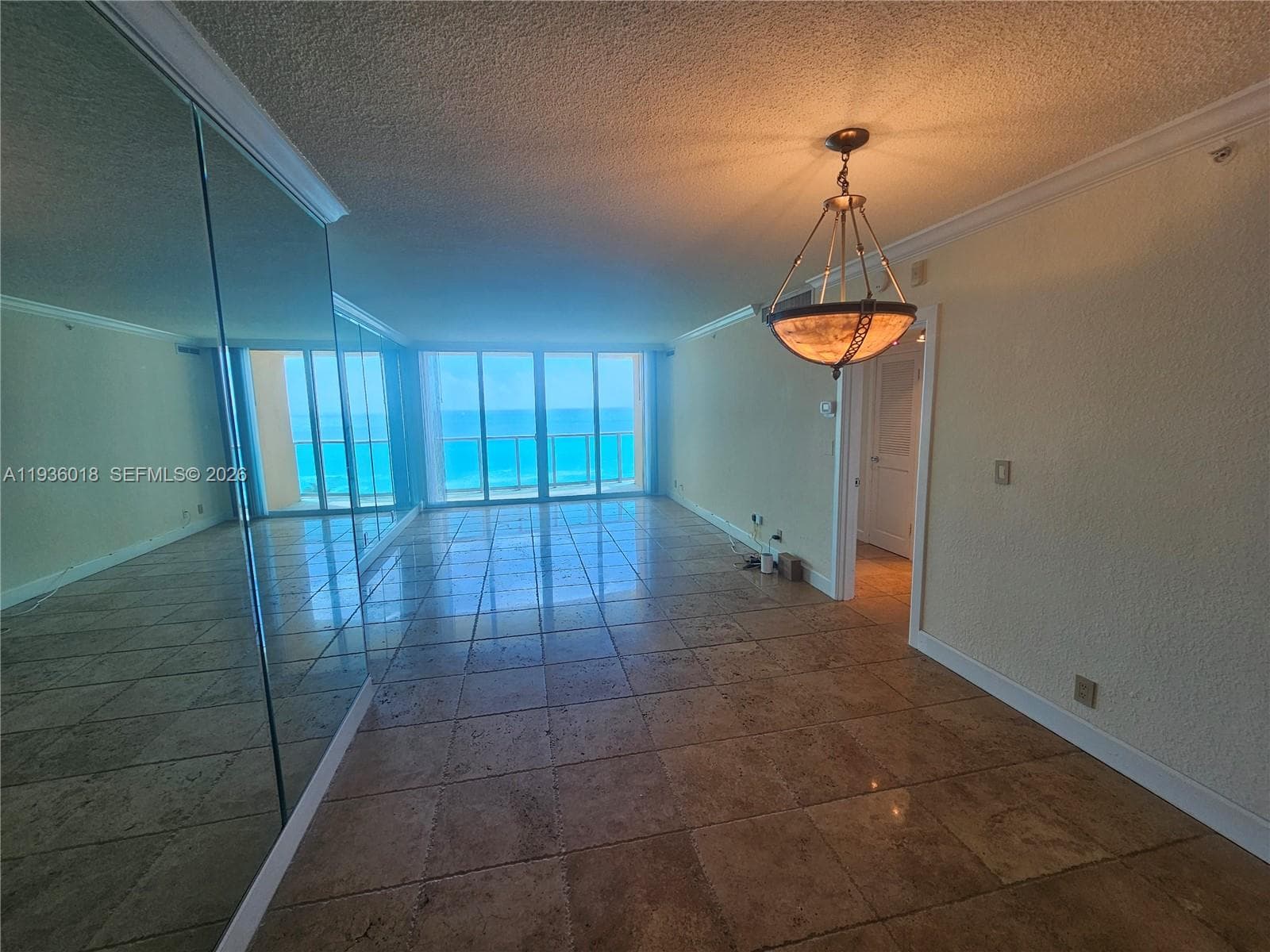 THE WAVE CONDO · #921 in Hollywood - Photo 4