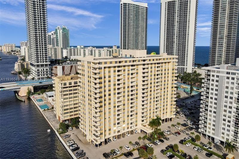 PLAZA TOWERS NORTH CONDO · #1709 in Hallandale Beach - Photo 5