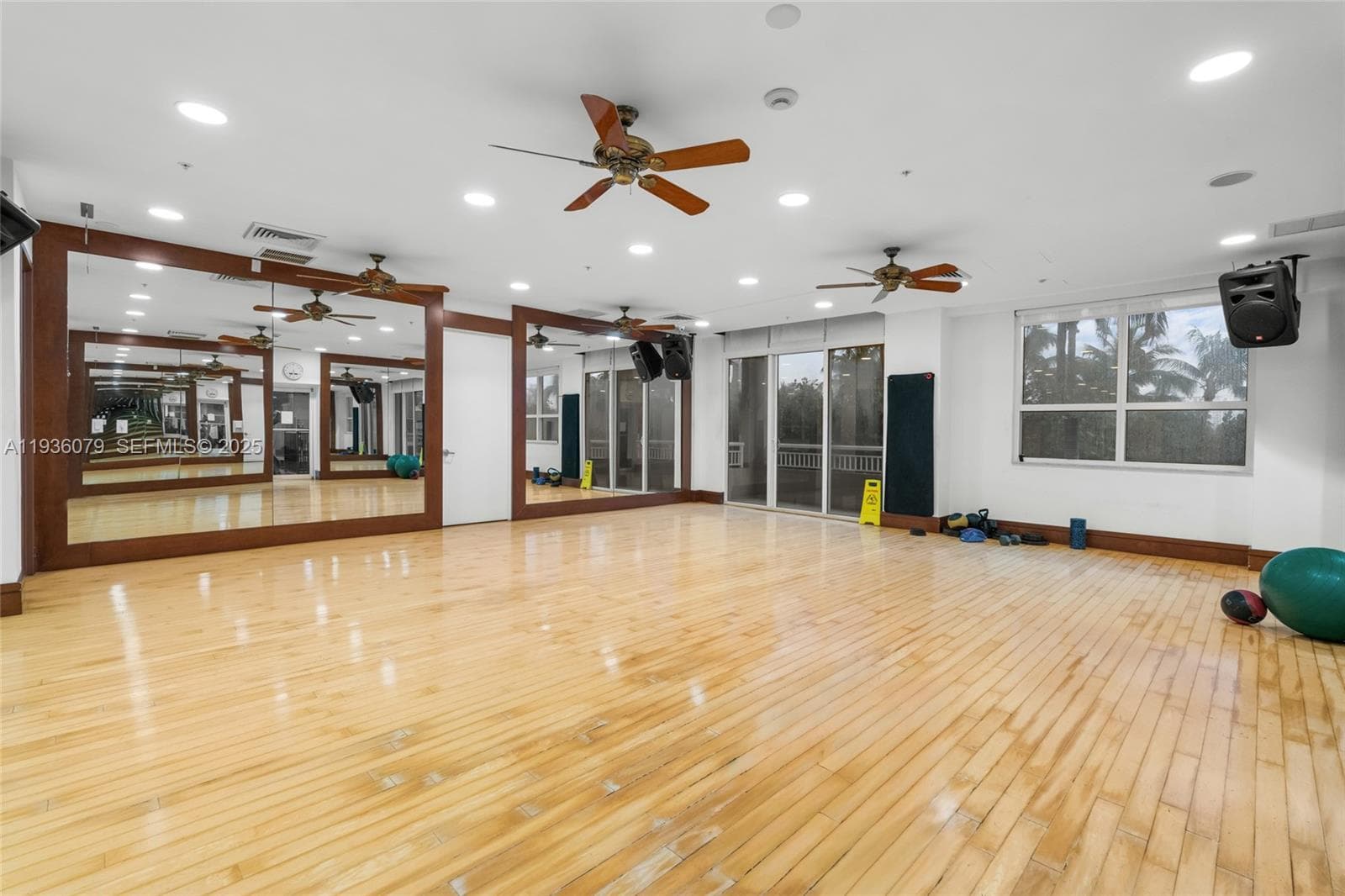 Turnberry On The Green · #2415 in Aventura - Photo 26