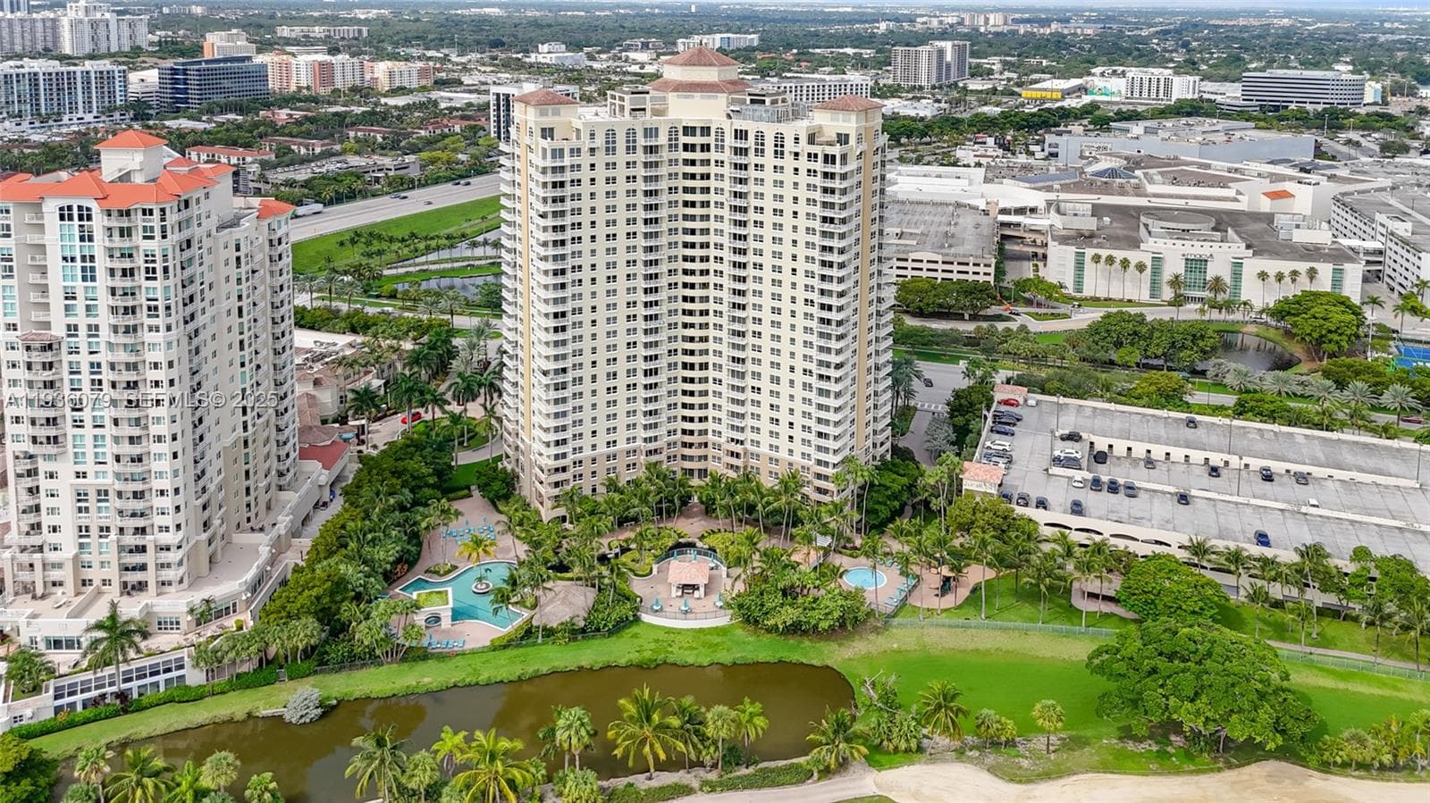 Turnberry On The Green · #2415 in Aventura - Photo 5