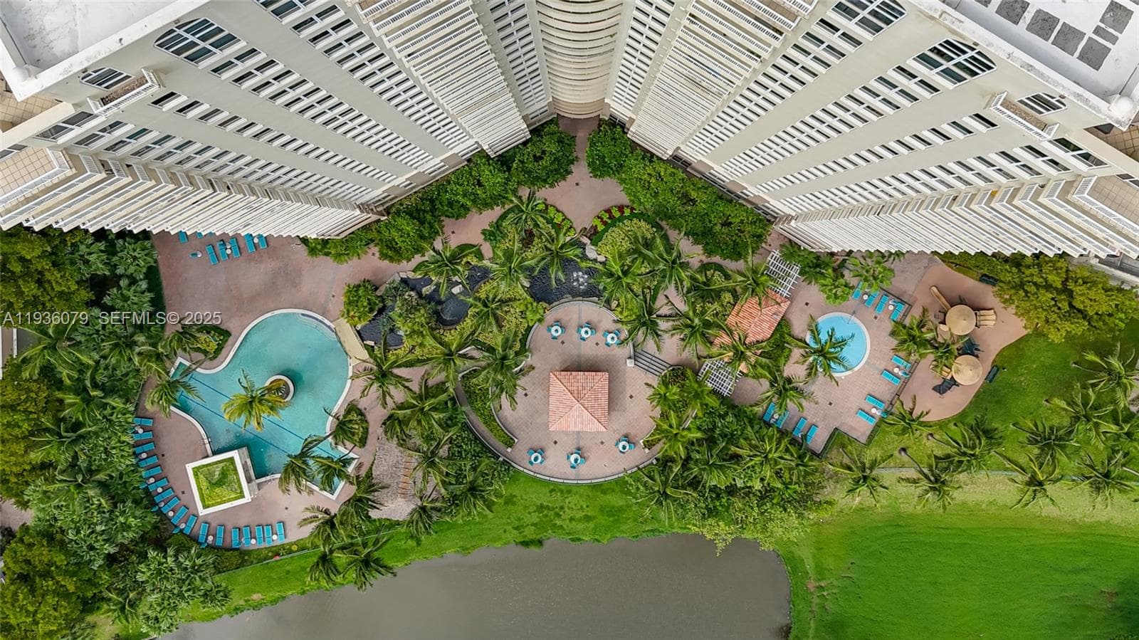 Turnberry On The Green · #2415 in Aventura - Photo 4