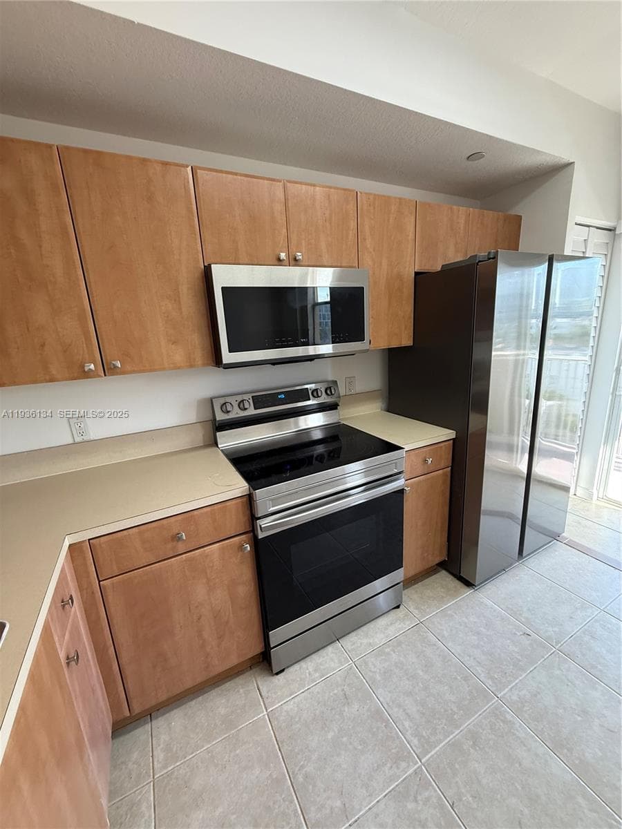 VEDADO APARTMENTS · #606 in Miami - Photo 16