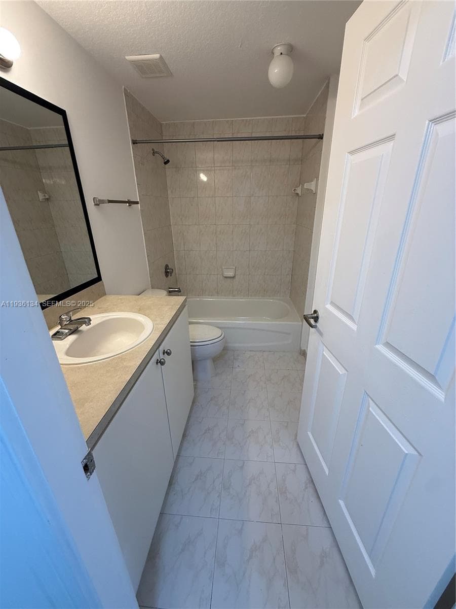 VEDADO APARTMENTS · #606 in Miami - Photo 20