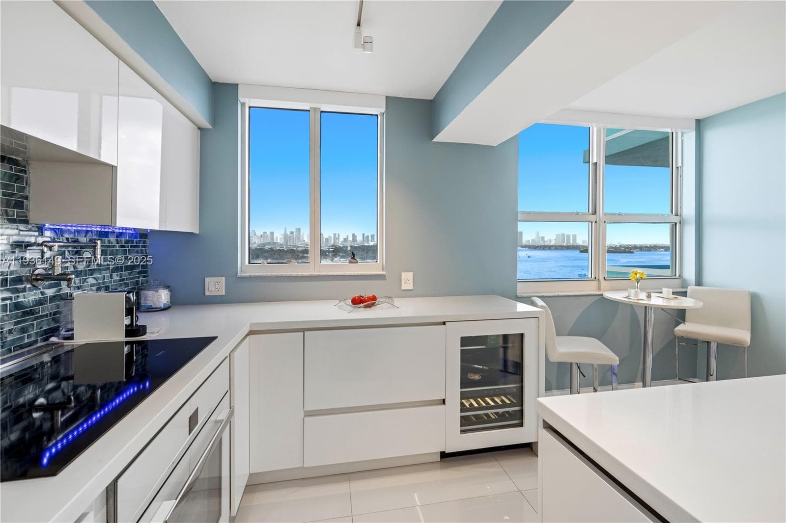THE FLORIDIAN CONDO · #1211 in Miami Beach - Photo 7