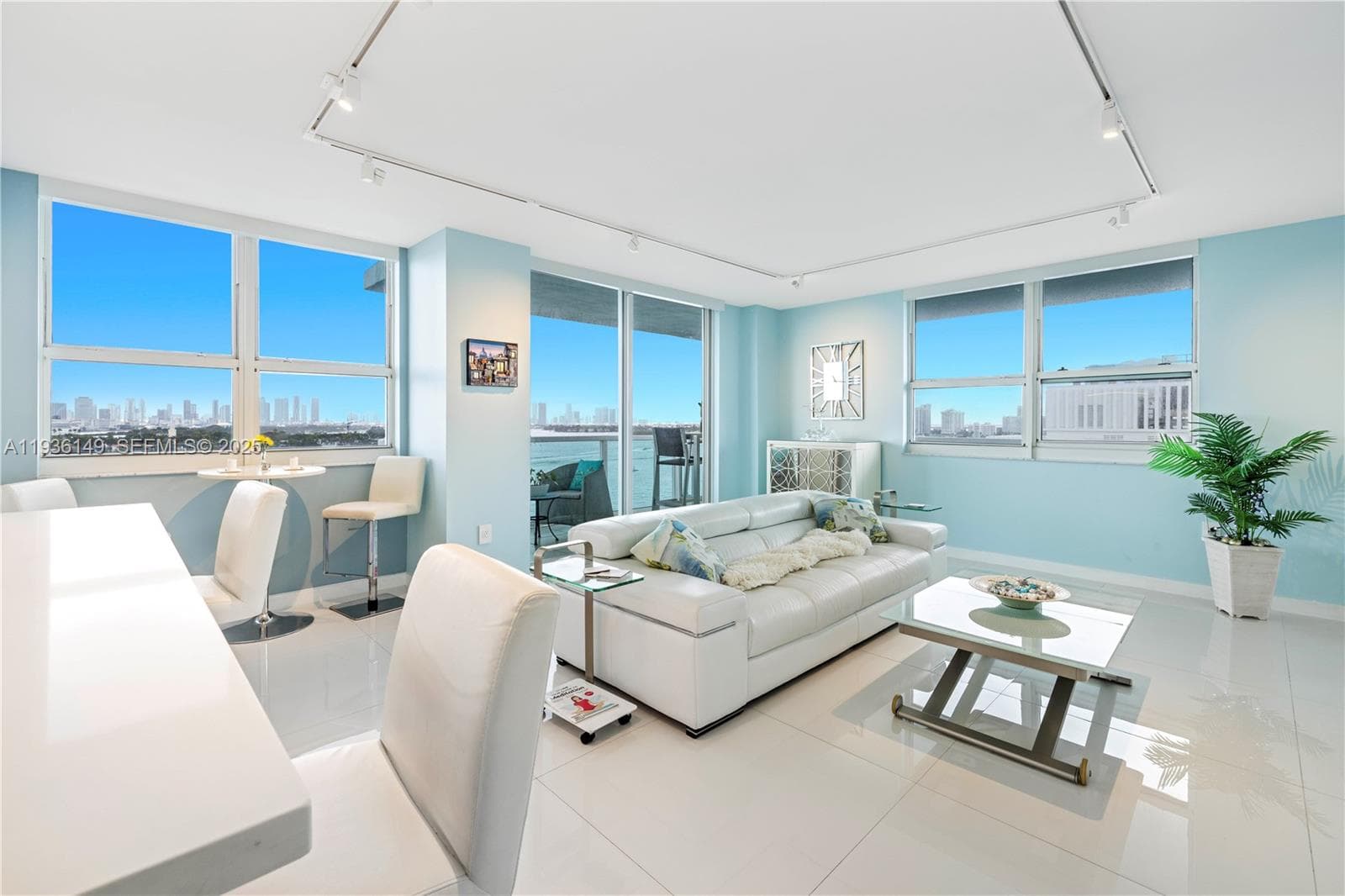 THE FLORIDIAN CONDO · #1211 in Miami Beach - Photo 5