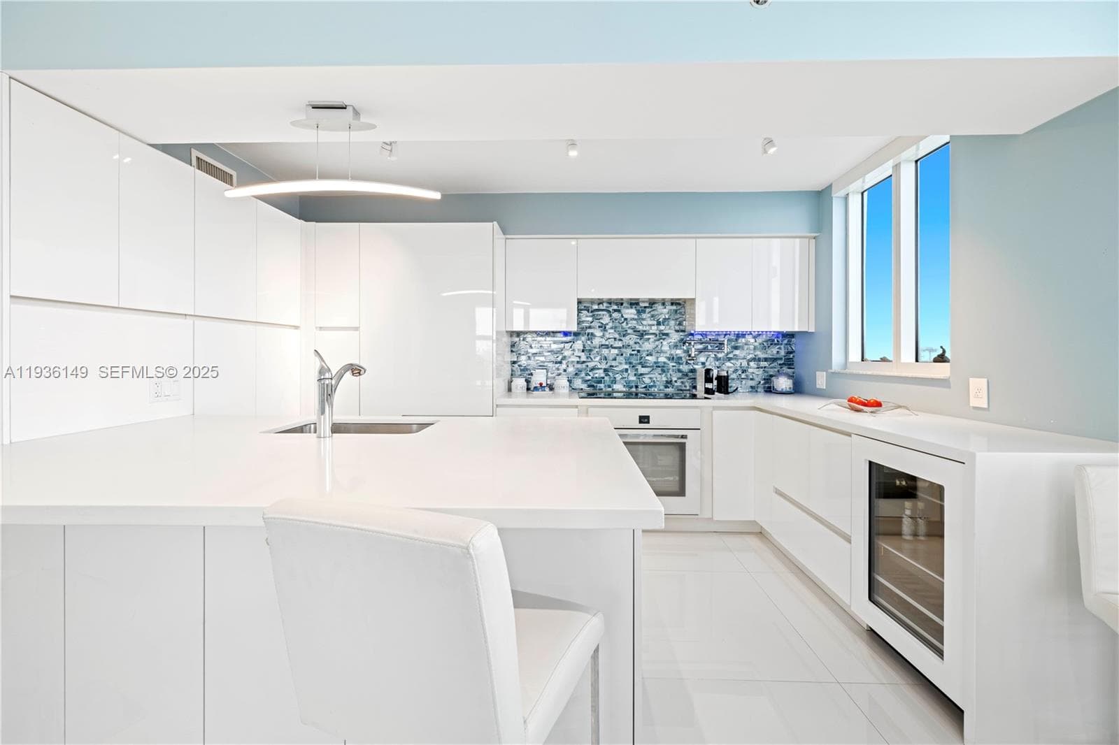 THE FLORIDIAN CONDO · #1211 in Miami Beach - Photo 8