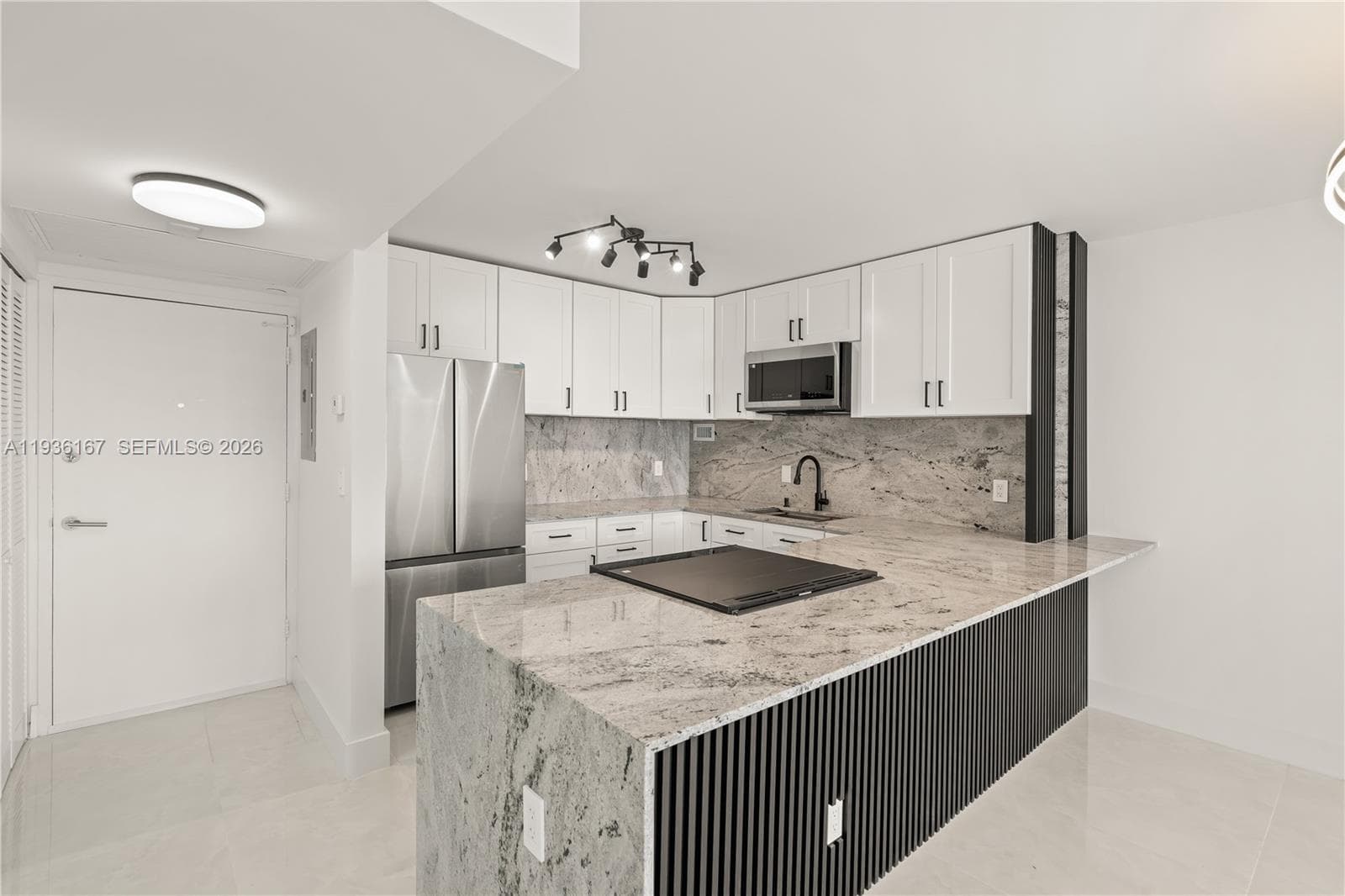 PARKER DORADO CONDO · #717 in Hallandale Beach - Photo 6