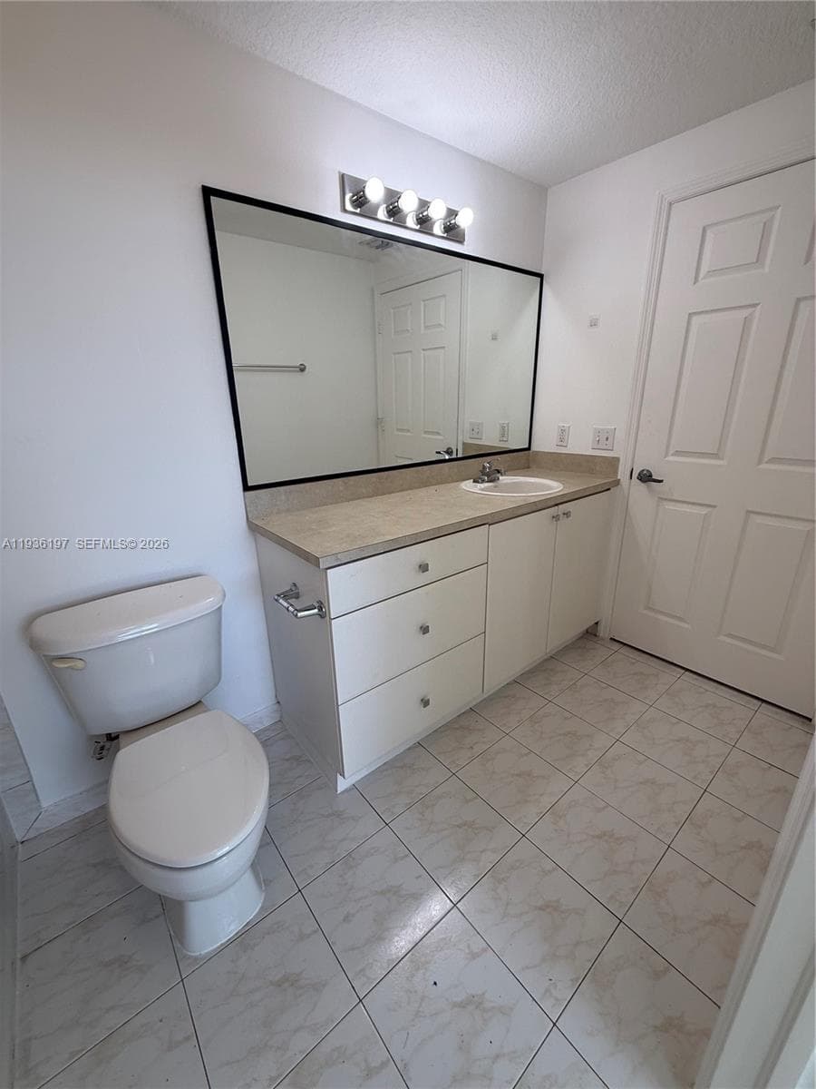 VEDADO CONDO · #707 in Miami - Photo 9