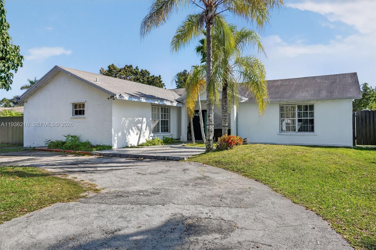 19641 Sterling Dr photo 6