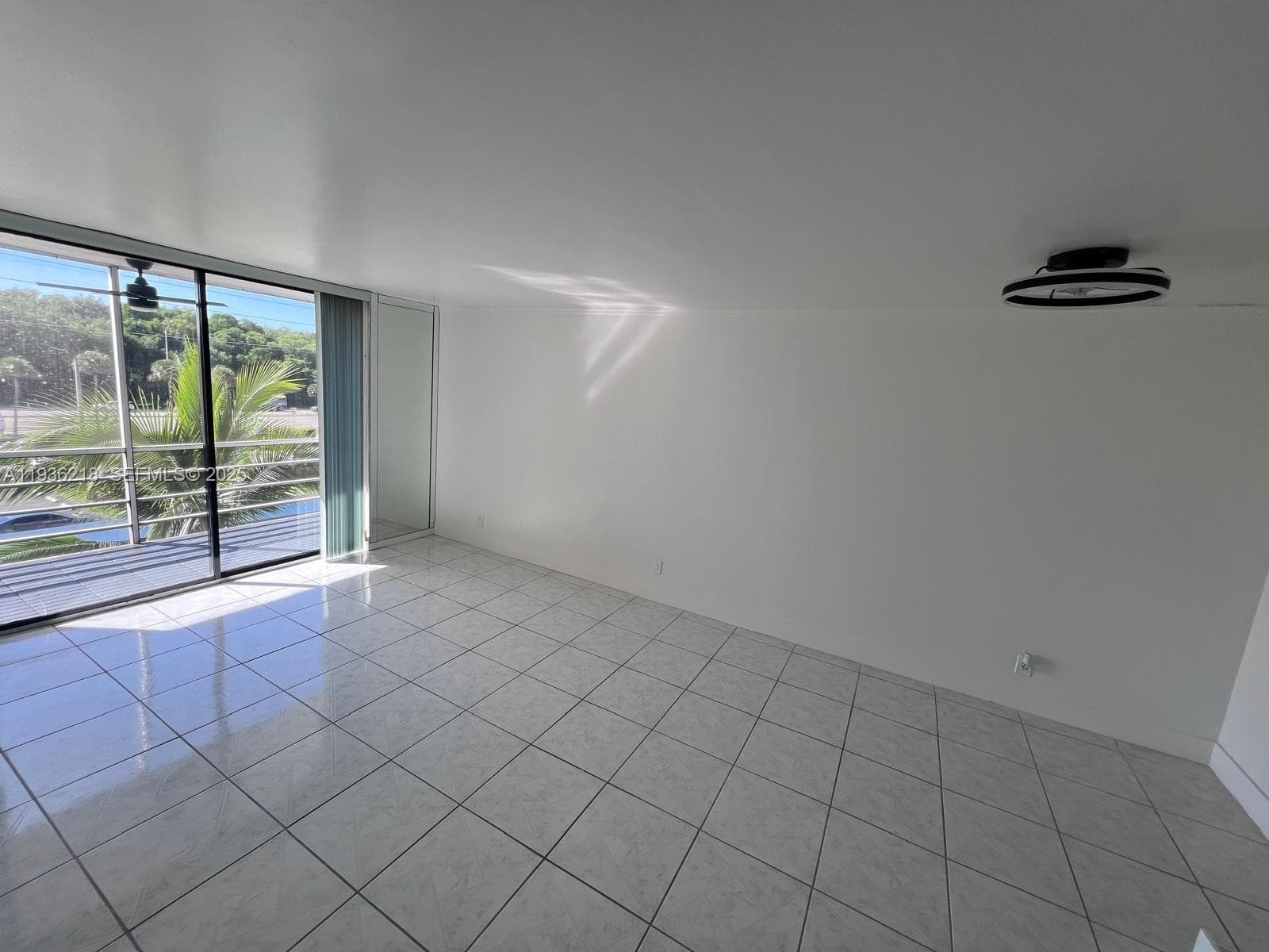 BAYSWATER COURT CONDO · #4B in North Miami Beach - Photo 3