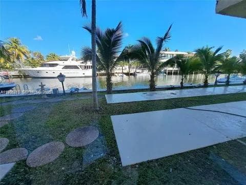 BAYSWATER COURT CONDO · #4B in North Miami Beach - Photo 32