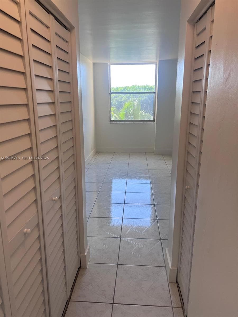 BAYSWATER COURT CONDO · #4B in North Miami Beach - Photo 18