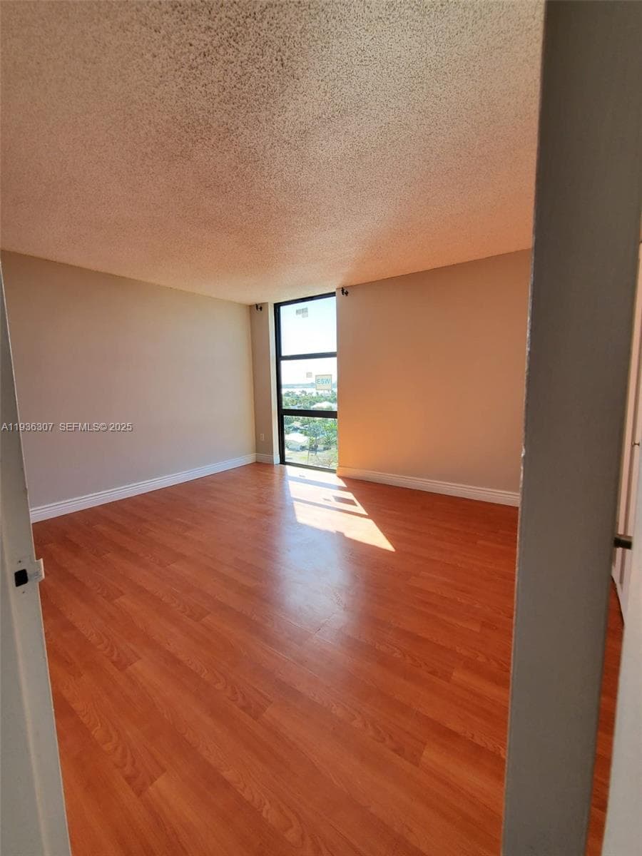 VECINO DEL MAR · #1110 in North Miami - Photo 19