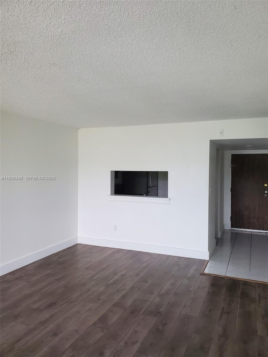 MONTECARLO CONDO · #D-412 in Miami - Photo 8