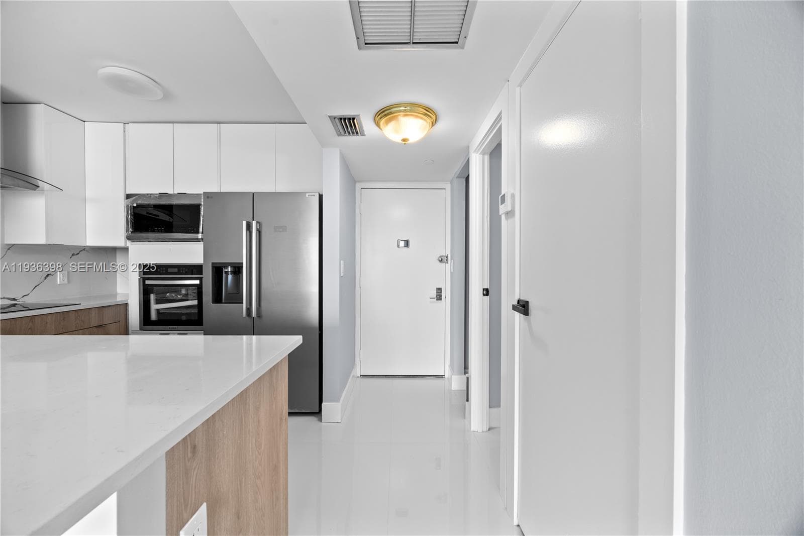 Coronado Condo · #1905 in Aventura - Photo 4