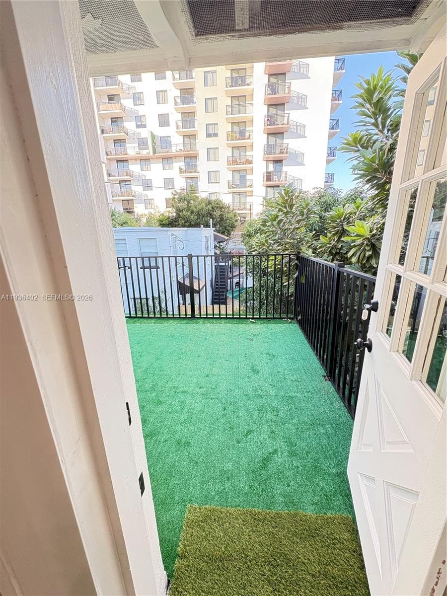 1901 Sw Sw 9 Street · #1 in Miami - Photo 9