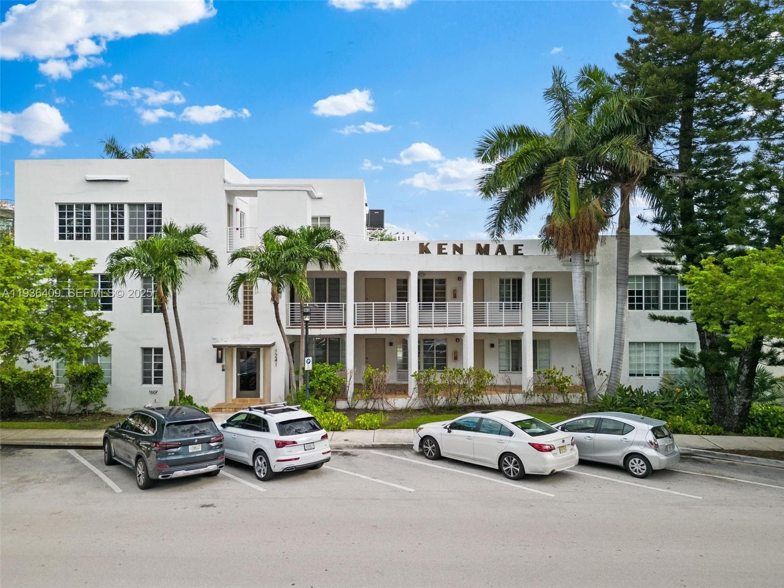 KEN MAE GARDEN CONDO · #4 in Miami Beach - Photo 27