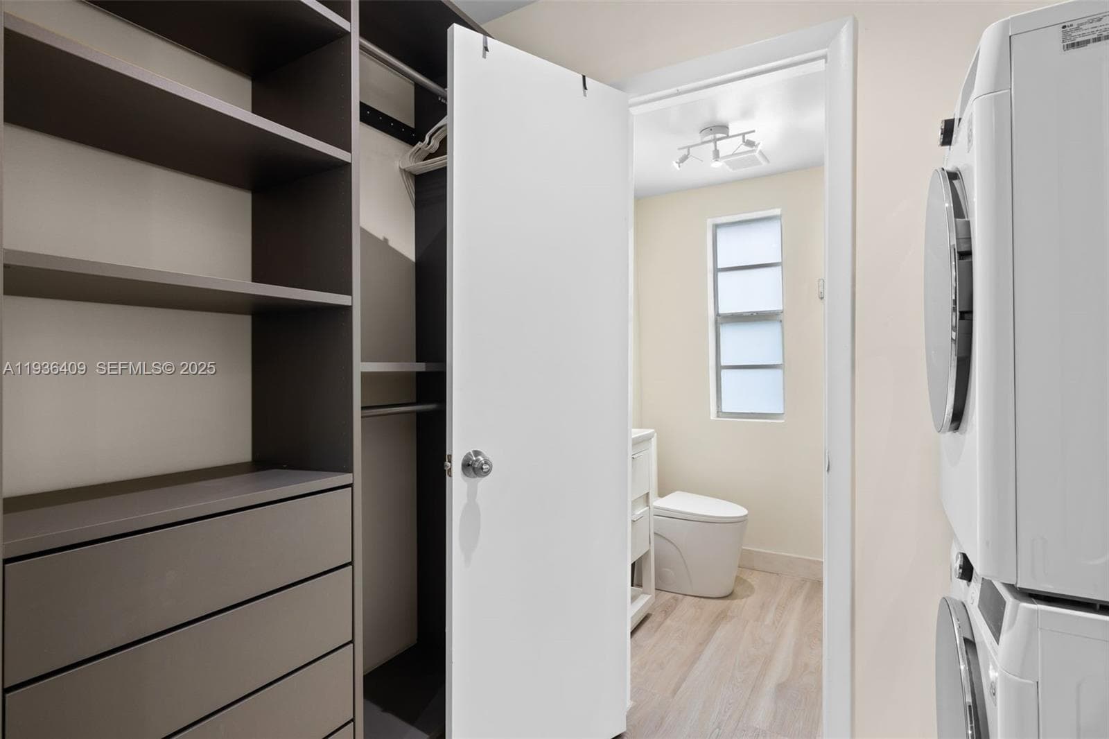 KEN MAE GARDEN CONDO · #4 in Miami Beach - Photo 17