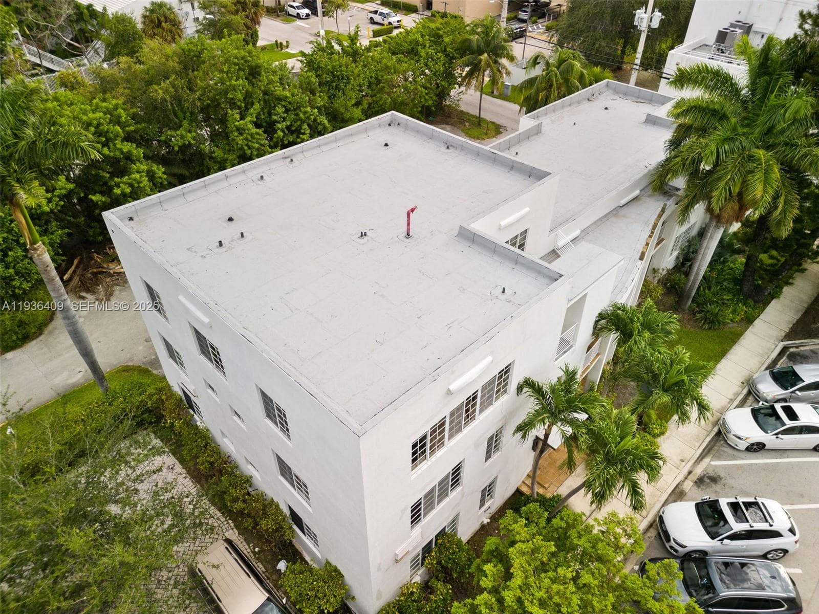 KEN MAE GARDEN CONDO · #4 in Miami Beach - Photo 28