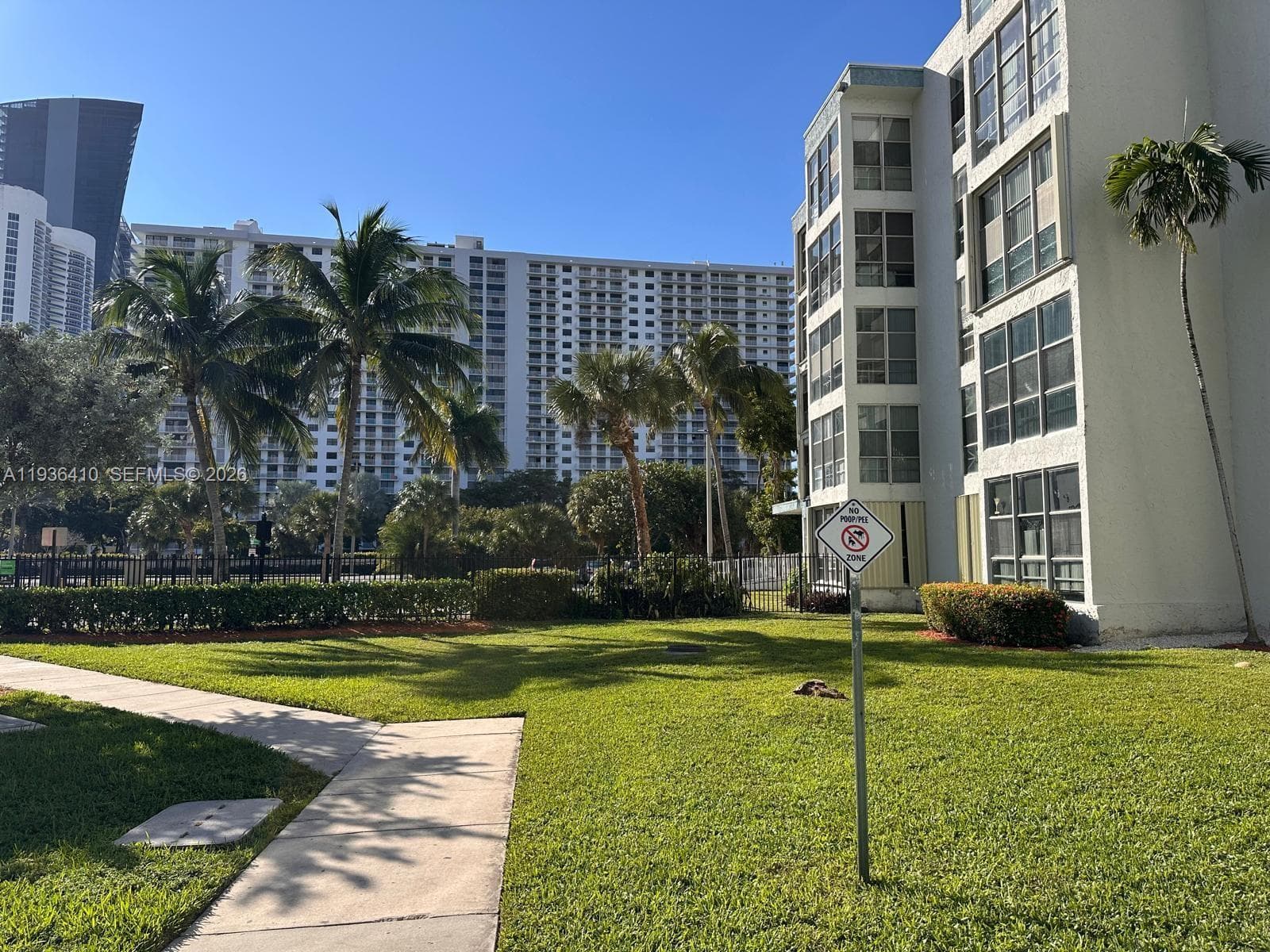 Avila Condo · #109 in Sunny Isles Beach - Photo 5