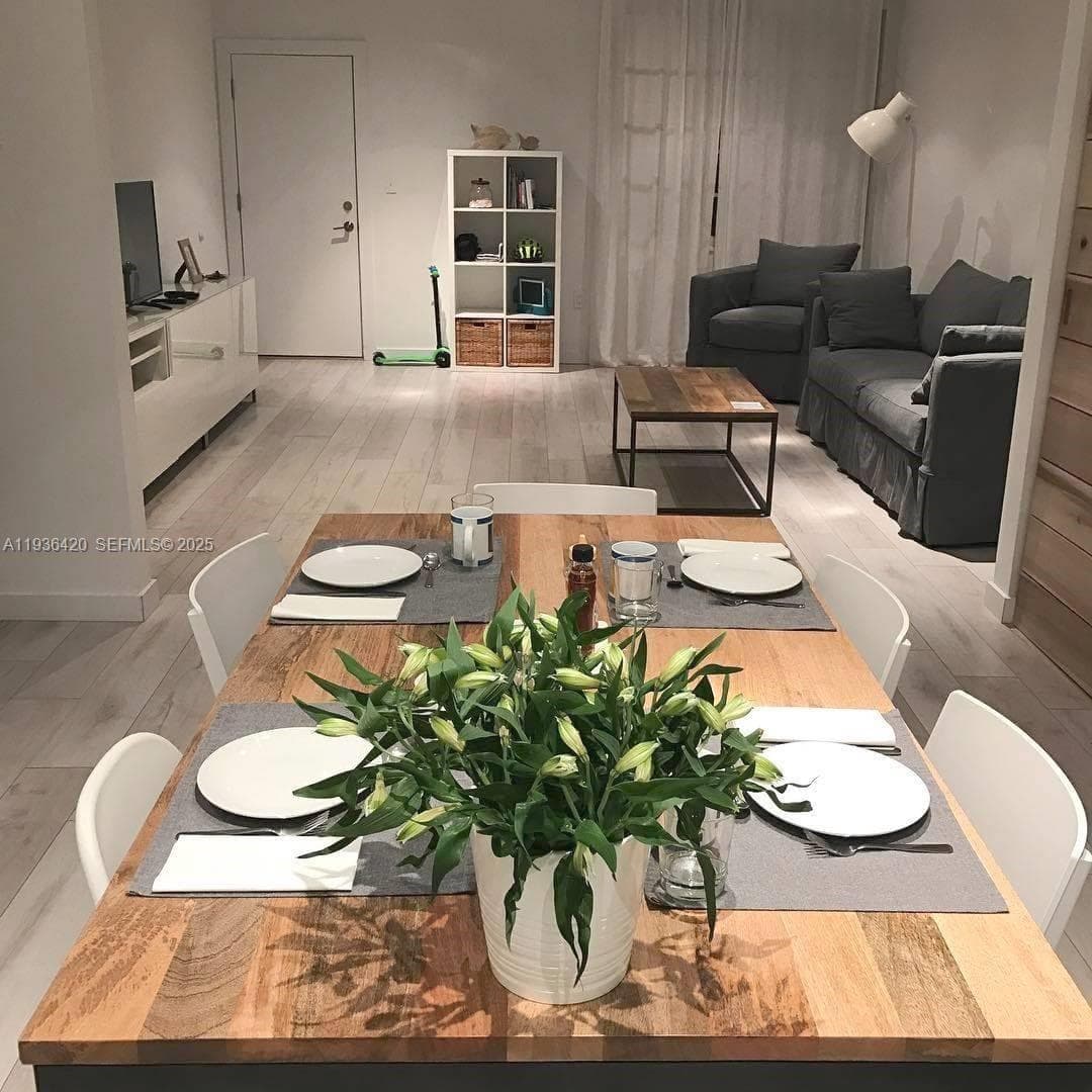 SOUTH BEACH RESIDENCES CO · #102 in Miami Beach - Photo 7