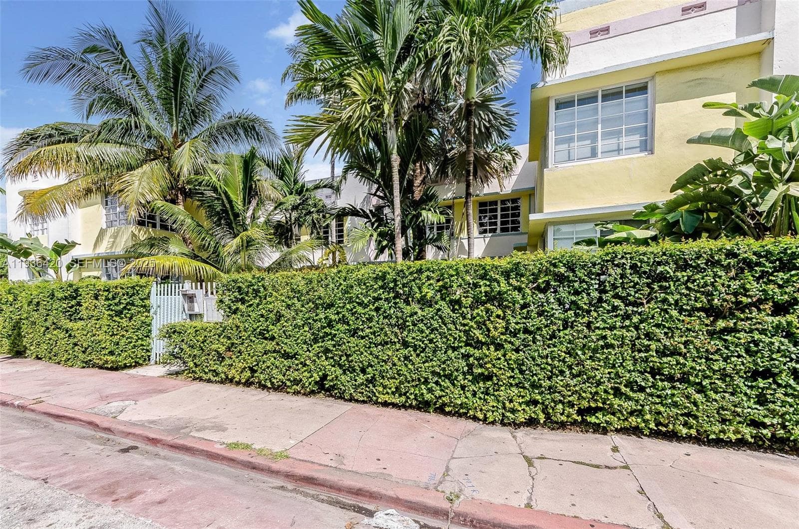 SOUTH BEACH RESIDENCES CO · #102 in Miami Beach - Photo 30