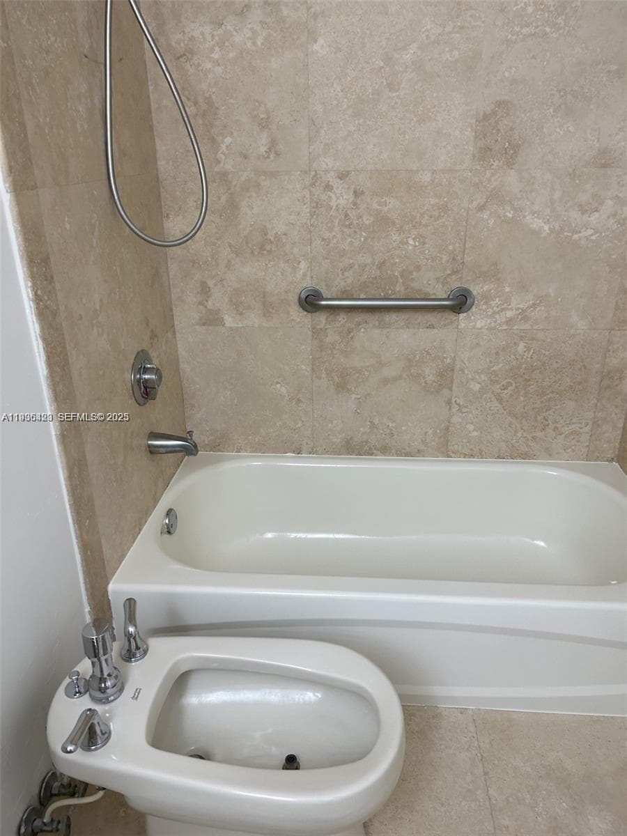KEYSTONE VILLAS CONDO · #508 in Miami - Photo 23