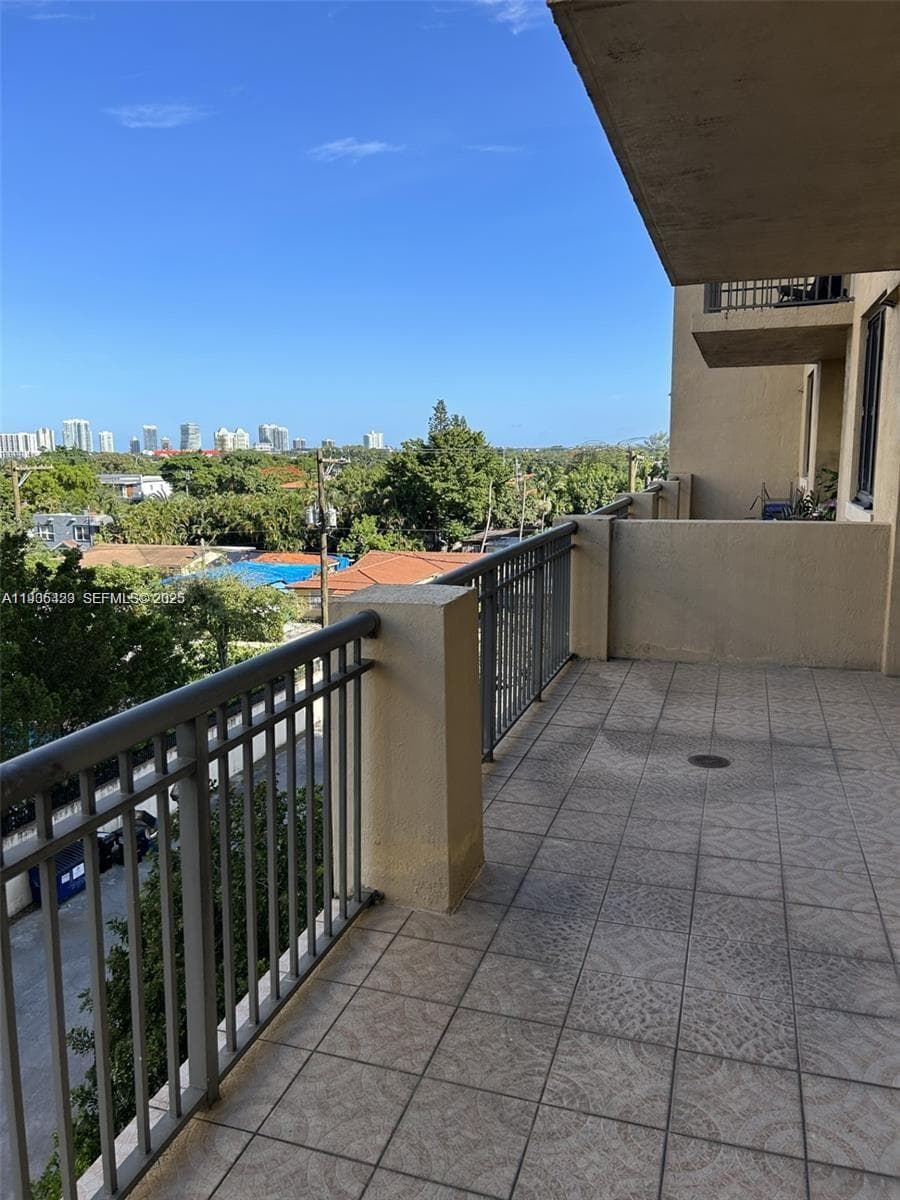 KEYSTONE VILLAS CONDO · #508 in Miami - Photo 2