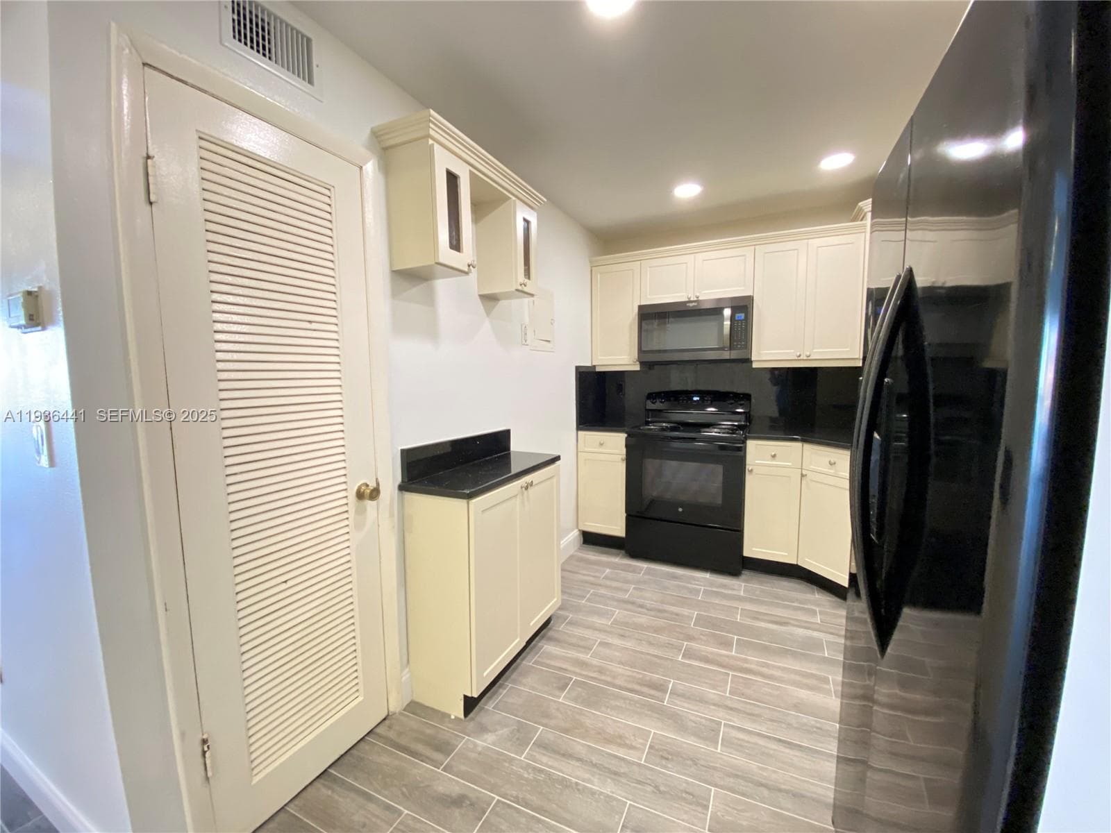 FLORENCE CONDO · #208 in North Miami Beach - Photo 9