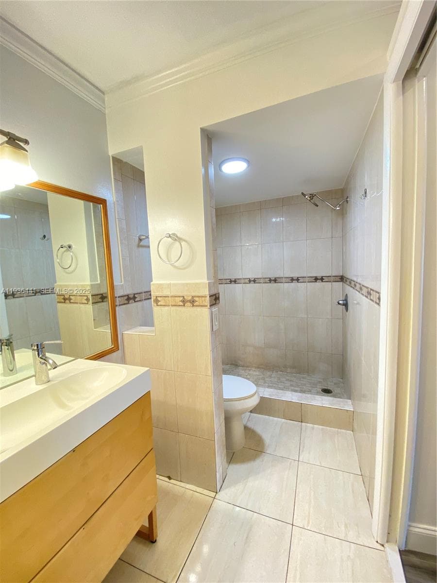 FLORENCE CONDO · #208 in North Miami Beach - Photo 14