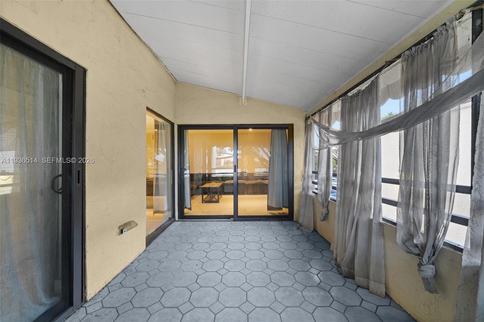 Quatraine · #2 in Miami - Photo 21