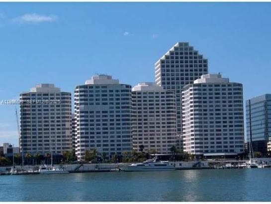THE FOUR AMBASSADORS COND · #761 in Miami - Photo 2