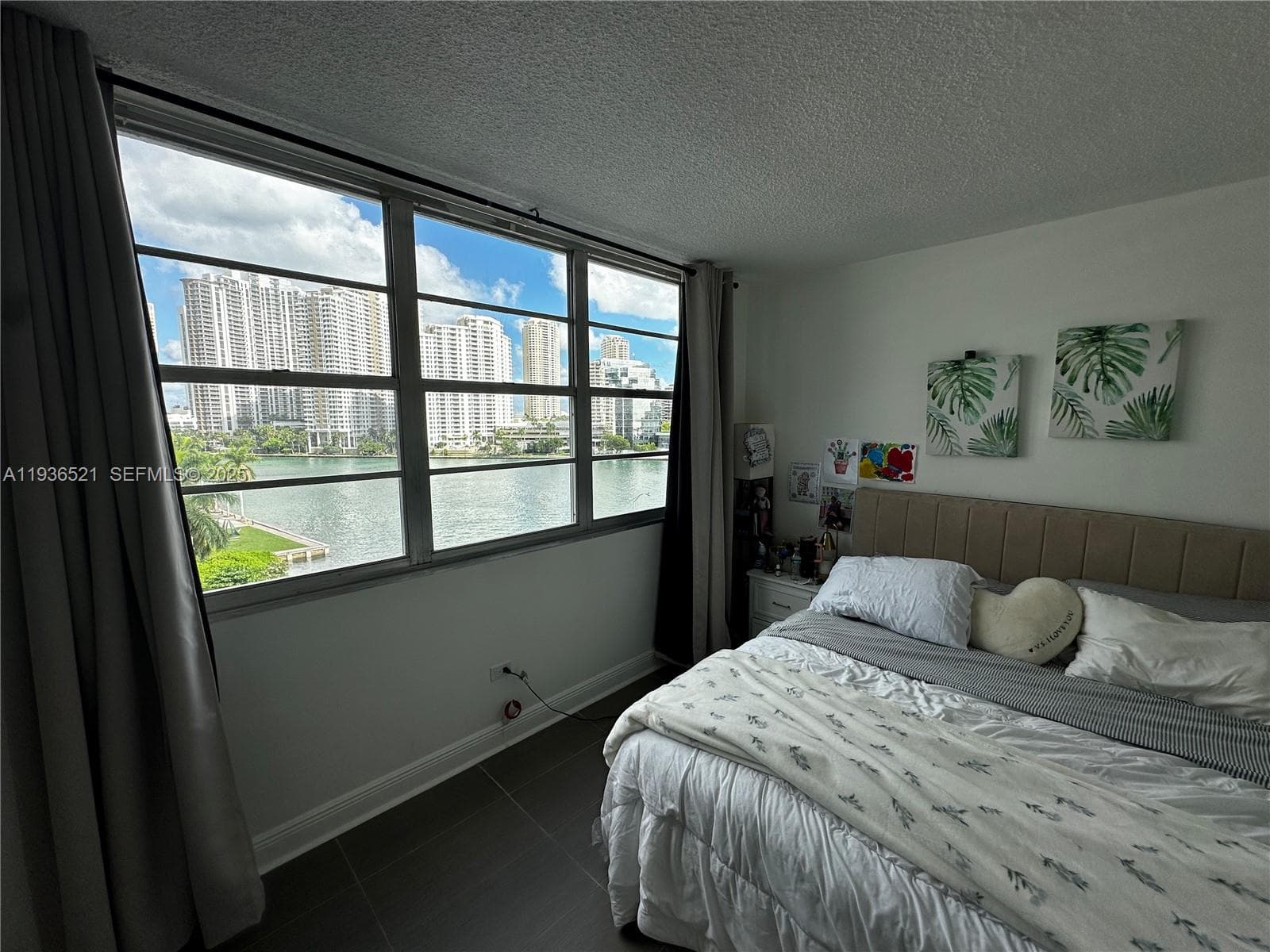 master suite view