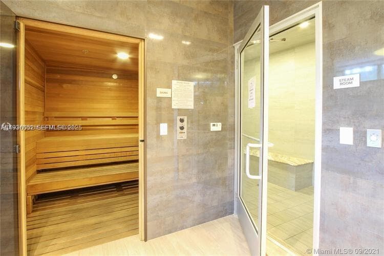 Marina Palms North · #1105 in North Miami Beach - Photo 44