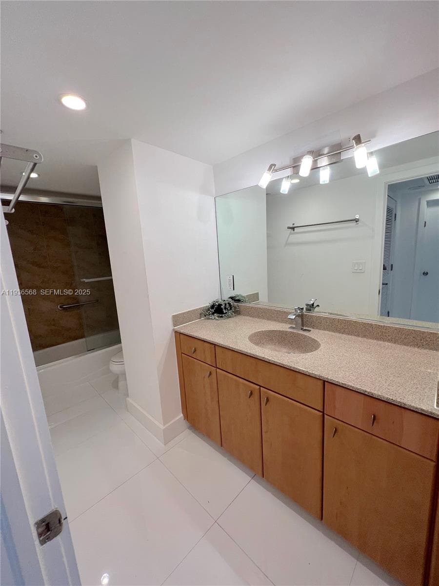 01 BLU OF NORTH BEACH CON · #304 in Miami Beach - Photo 15
