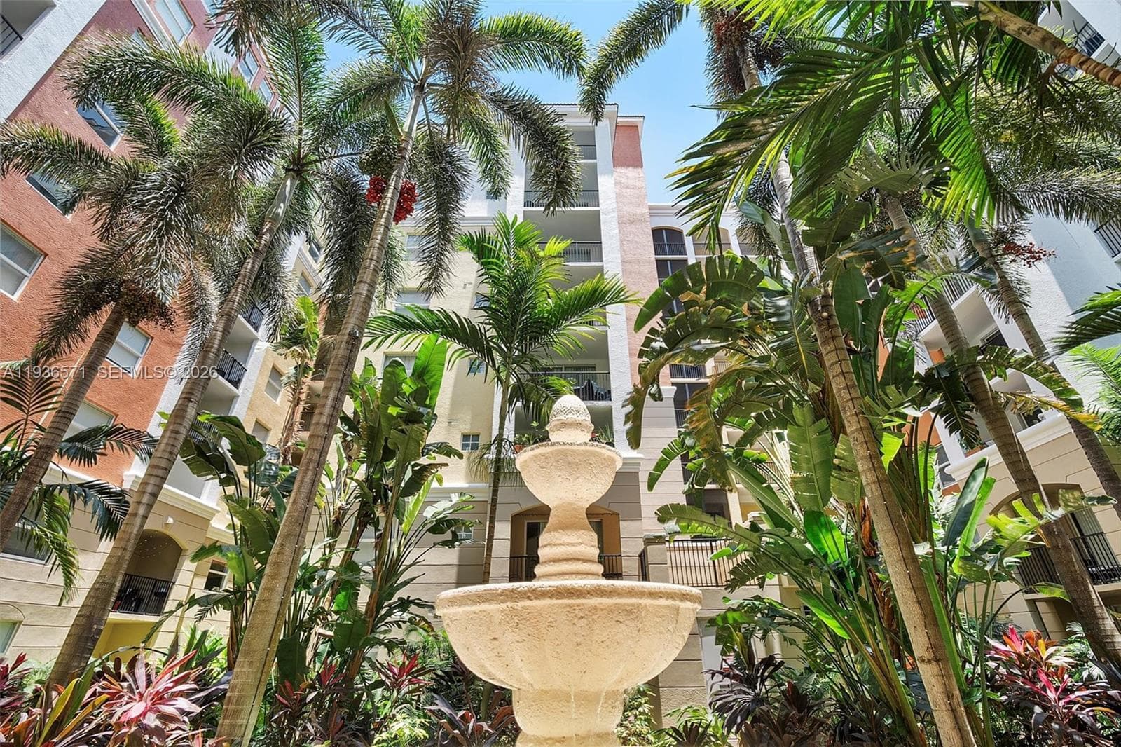 Porto Bellagio · #2619 in Sunny Isles Beach - Photo 18