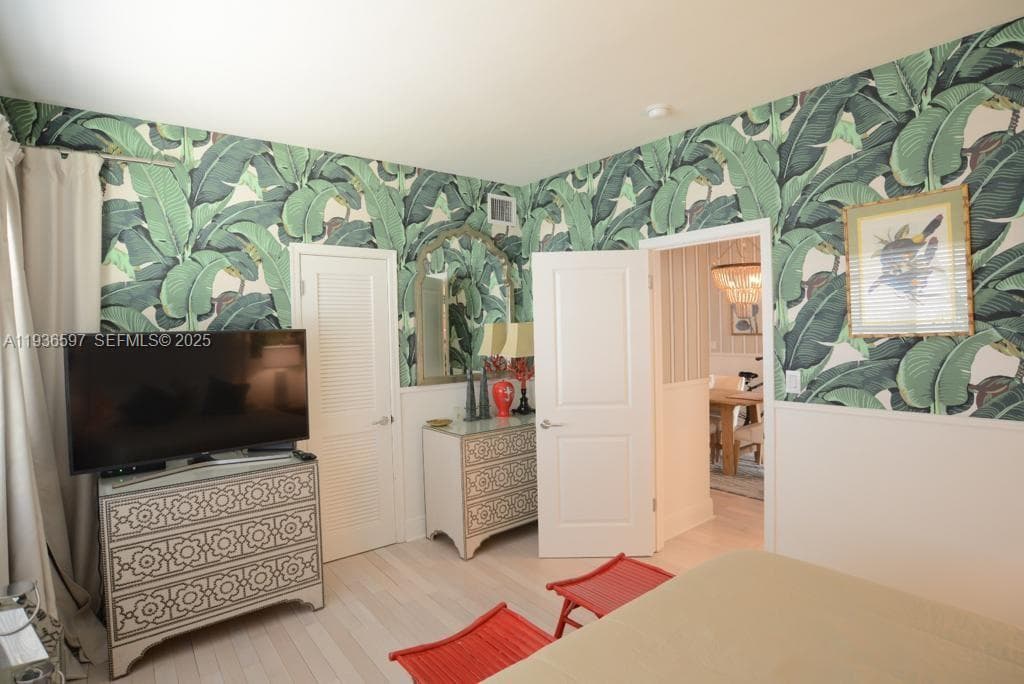THE GIBSON · #1 in Miami Beach - Photo 15