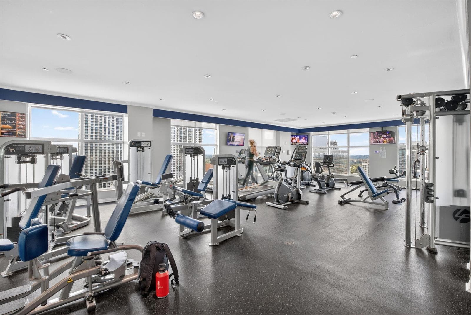 Fitnes Center 2