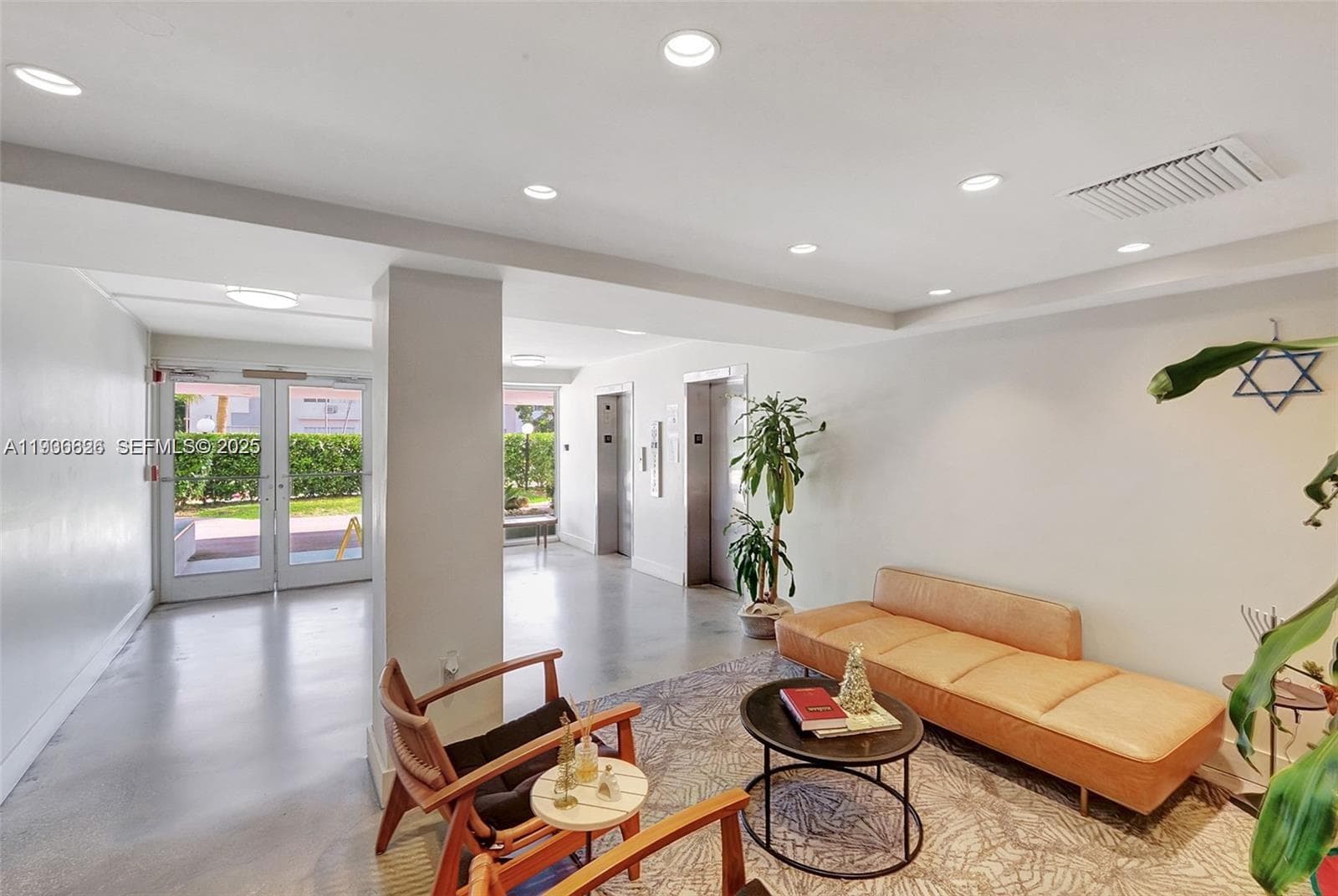 THE ISLANDER CLUB CONDO · #707 in North Bay Village - Photo 3
