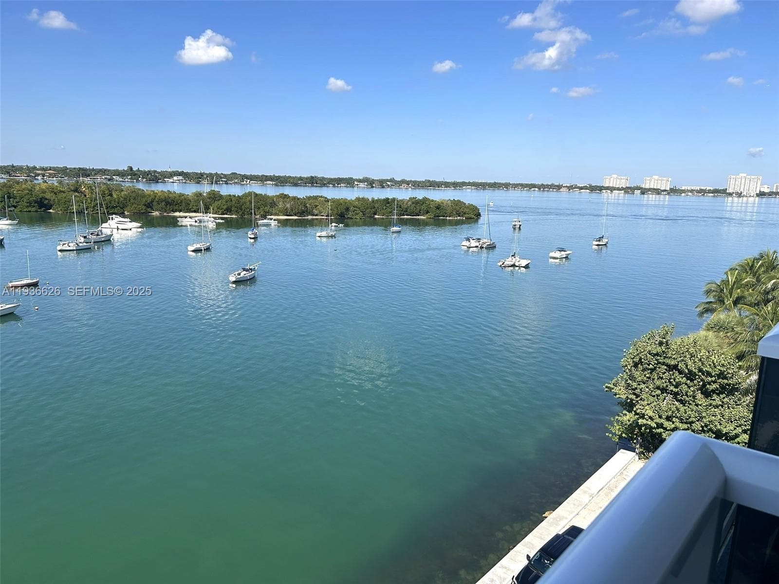 THE ISLANDER CLUB CONDO · #707 in North Bay Village - Photo 10