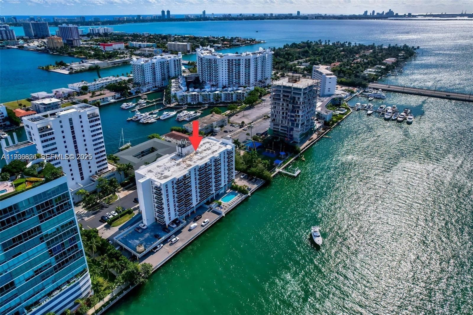 THE ISLANDER CLUB CONDO · #707 in North Bay Village - Photo 21
