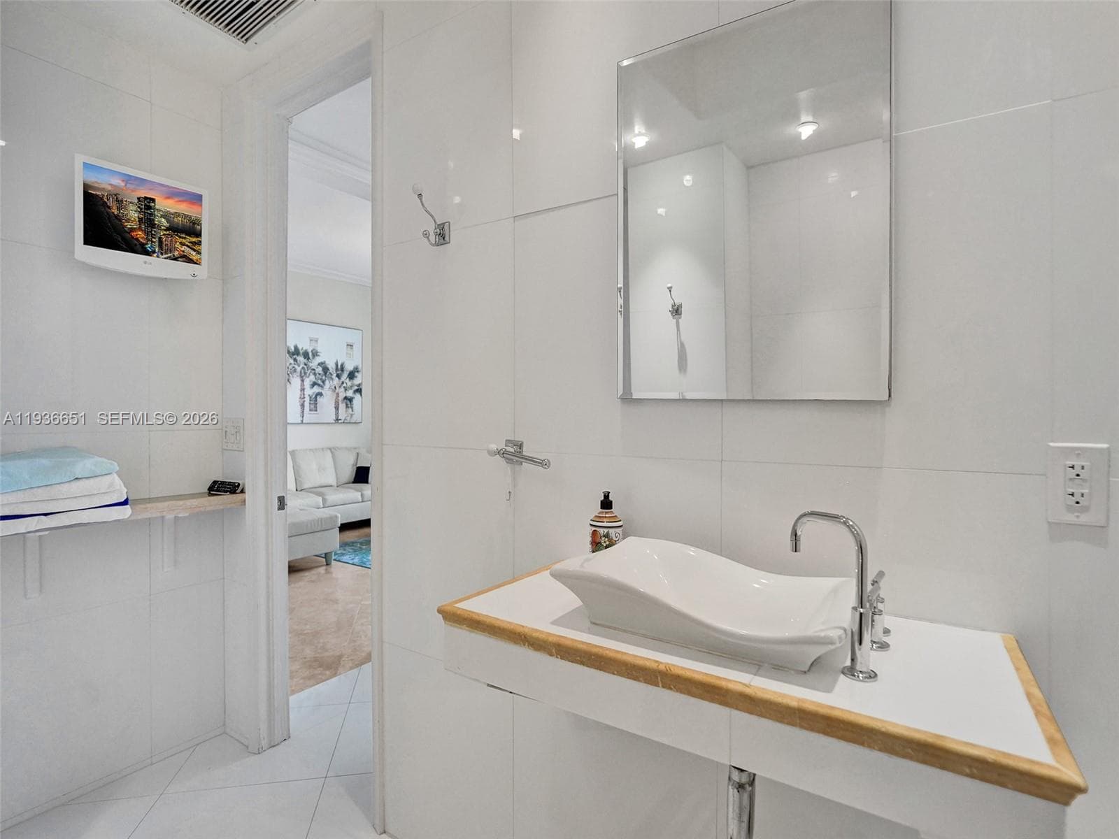 PARKER DORADO CONDO · #1709 in Hallandale Beach - Photo 19
