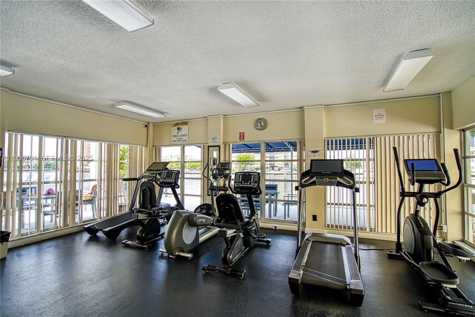 PLAZA TOWERS NORTH CONDO · #902 in Hallandale Beach - Photo 30