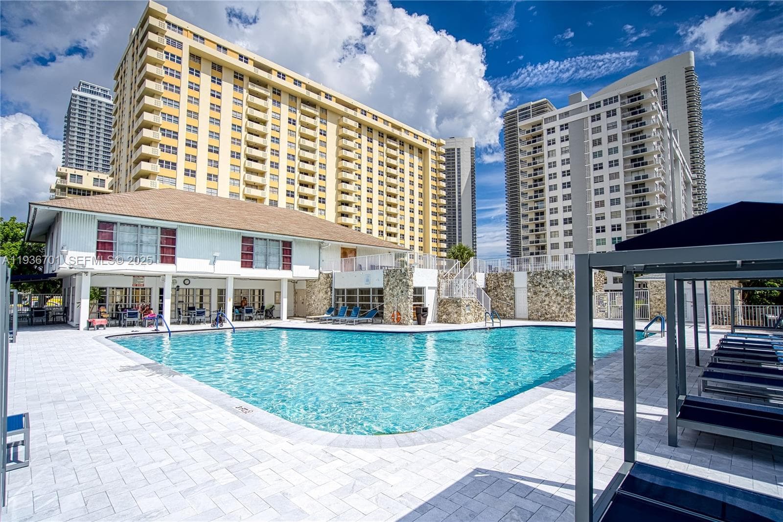PLAZA TOWERS NORTH CONDO · #902 in Hallandale Beach - Photo 34