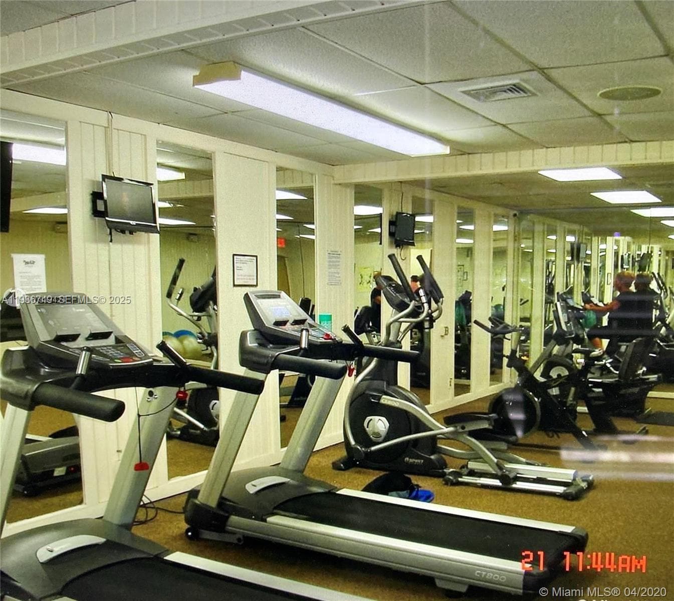 PLAZA OF AMERICAS CONDO P · #620 in Sunny Isles Beach - Photo 6