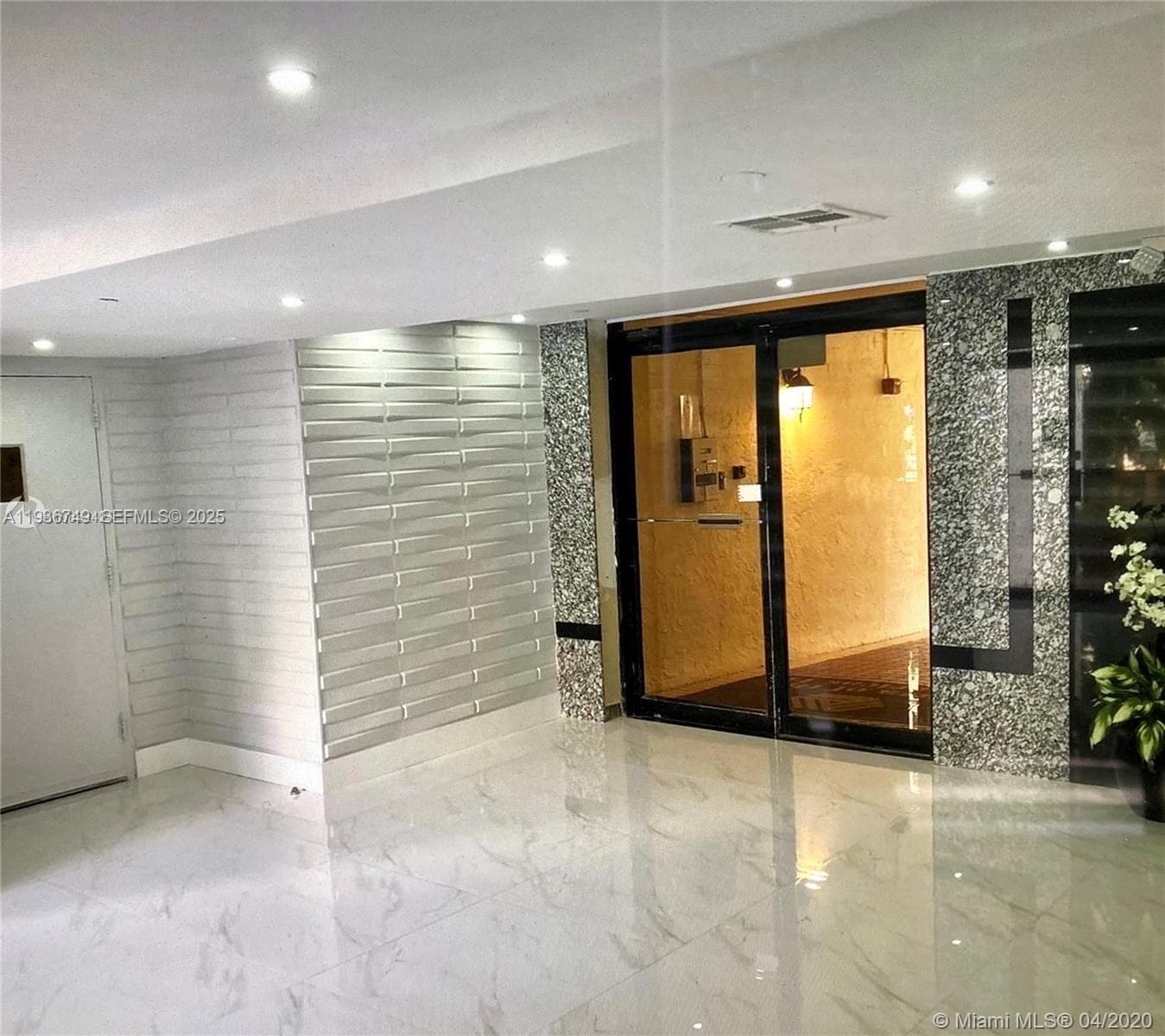 PLAZA OF AMERICAS CONDO P · #620 in Sunny Isles Beach - Photo 3