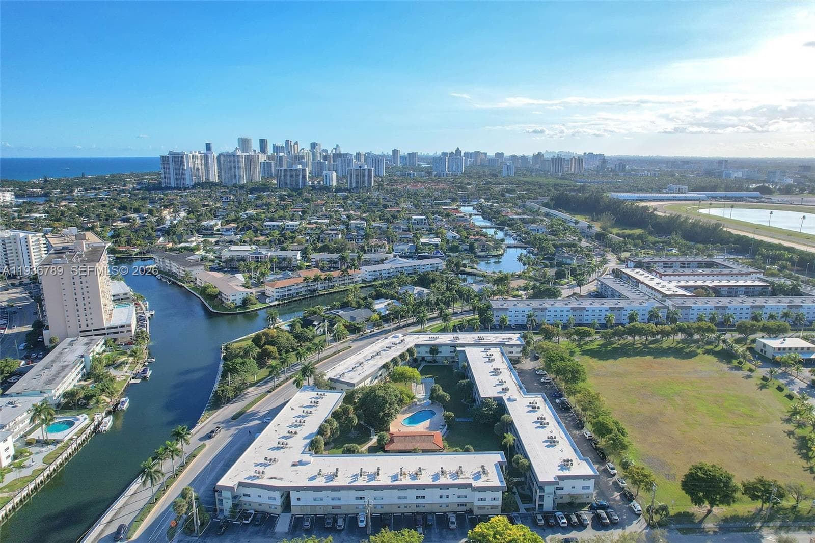 Paradise by the Sea · #305 in Hallandale Beach - Photo 23